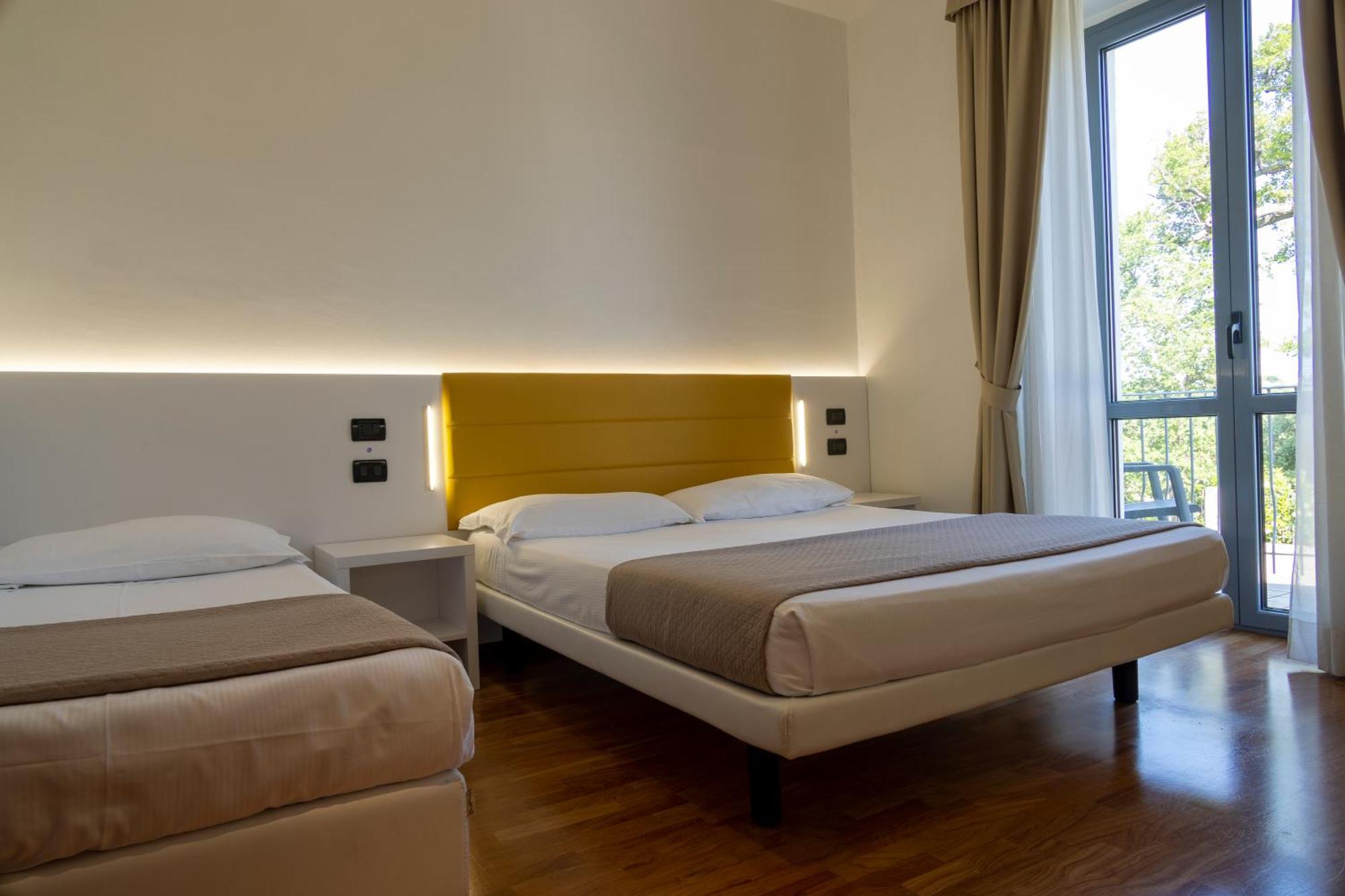 Hotel Palazzo Bello - Nuova Gestione 雷卡纳蒂 外观 照片